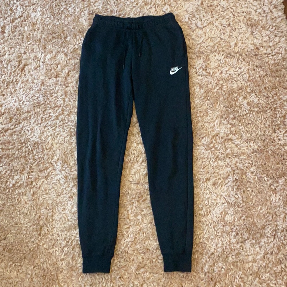 Nike joggers
